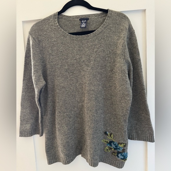 GAP | Vintage Lambswool Sweater - Picture 1 of 6